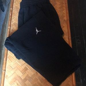 Jordan sweat pants with pockets and adjustable leg